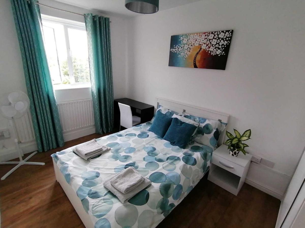 White City Apartment, Your London Stay 外观 照片